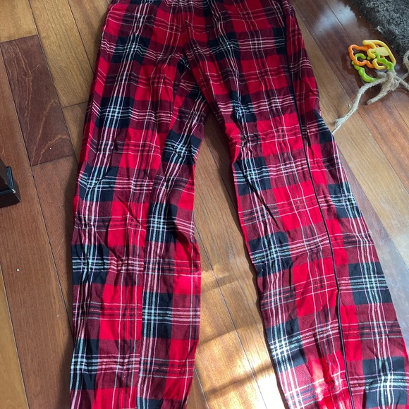 Victoria’s Secret pj pants - Picture 1 of 3